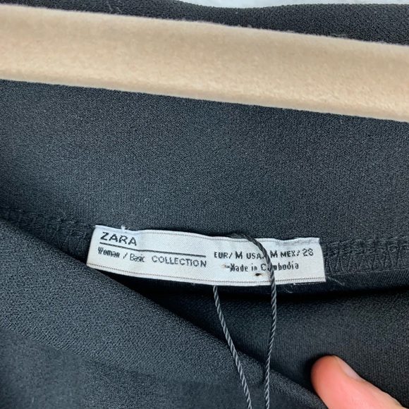 Zara Basics women’s black ruffle off shoulder top - Picture 4 of 7